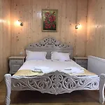 Lodge Vulyk Z Medom *