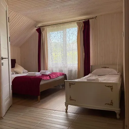 Vulyk Z Medom Lodge Bukovel