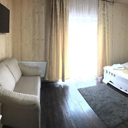 Vulyk Z Medom * Bukovel